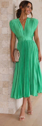Marlowe & June™ | Timeless Pleated Midi Dress