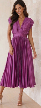 Marlowe & June™ | Timeless Pleated Midi Dress