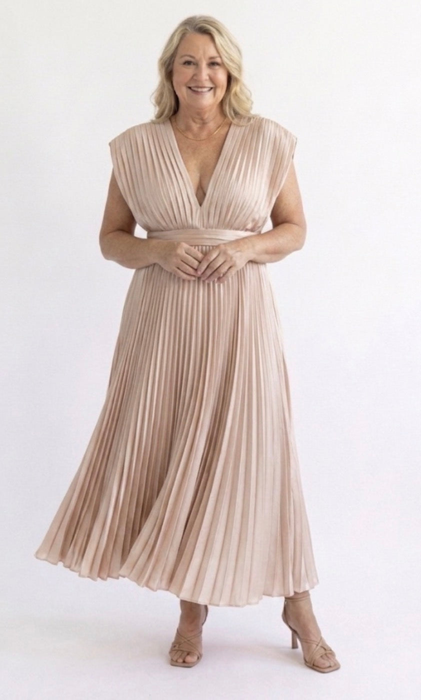 Marlowe & June™ | Timeless Pleated Midi Dress